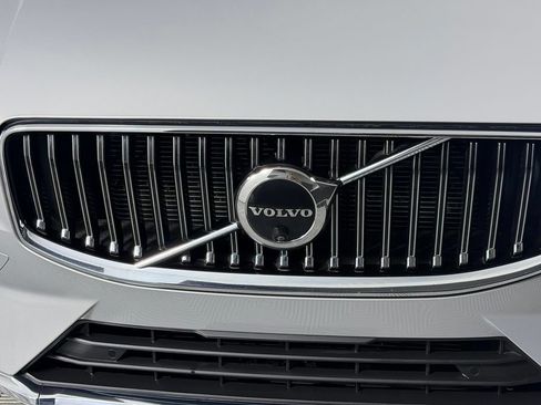 Used 2023 Volvo XC60 B5 Plus w/ Climate Package AWD/4WD image 16