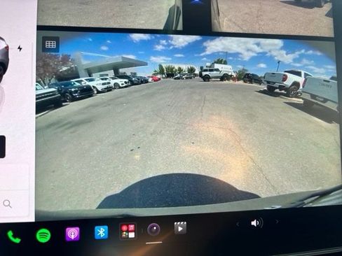 Used 2025 Tesla Model Y Long Range AWD/4WD image 21