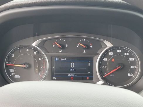 Used 2021 GMC Acadia SLE w/ Driver Convenience Package image 10