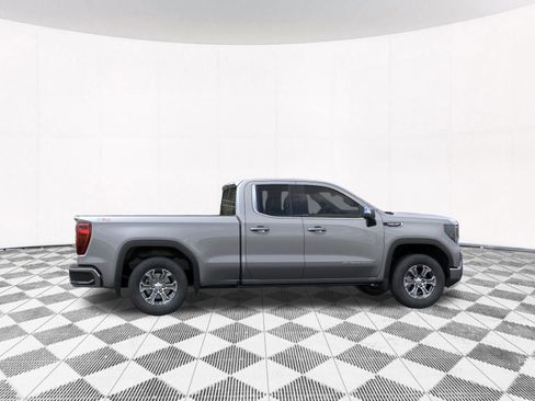 New 2026 GMC Sierra 1500 SLE image 11