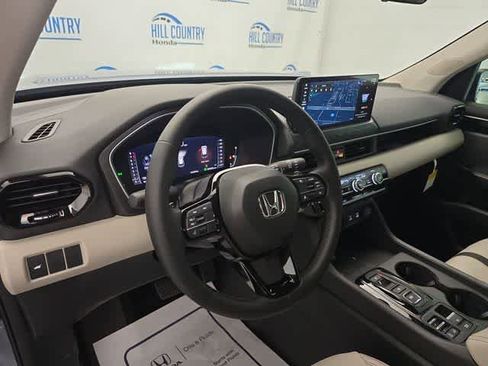 Used 2026 Honda Passport RTL image 2