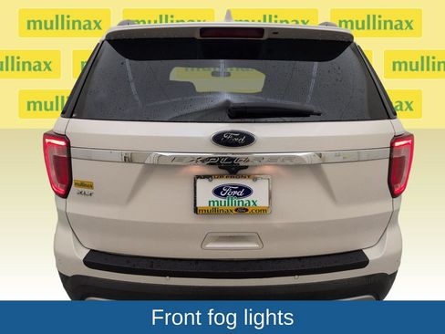 Used 2017 Ford Explorer XLT w/ Equipment Group 201A FWD image 30
