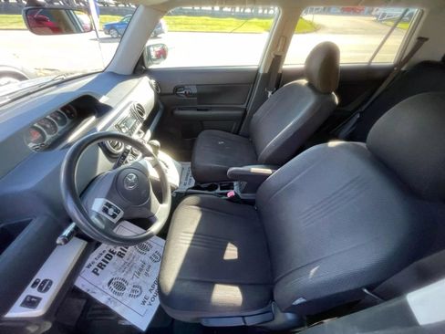 Used 2008 Scion xB FWD image 10