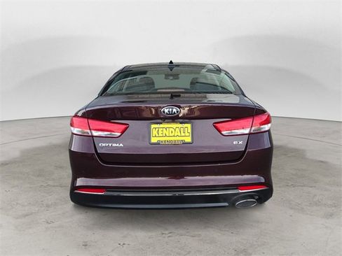 Used 2018 Kia Optima EX w/ Premium Package image 4