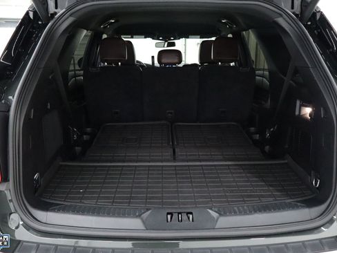 Certified 2023 Ford Explorer Platinum w/ Technology Package image 27