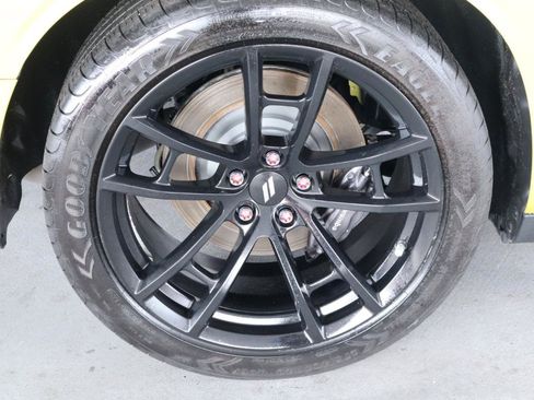 Used 2021 Dodge Challenger R/T Scat Pack w/ T/A Package RWD image 38