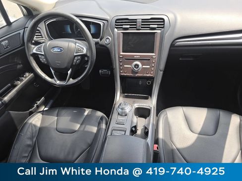 Used 2017 Ford Fusion Energi Titanium FWD image 20