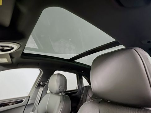 New 2026 Porsche Macan image 14