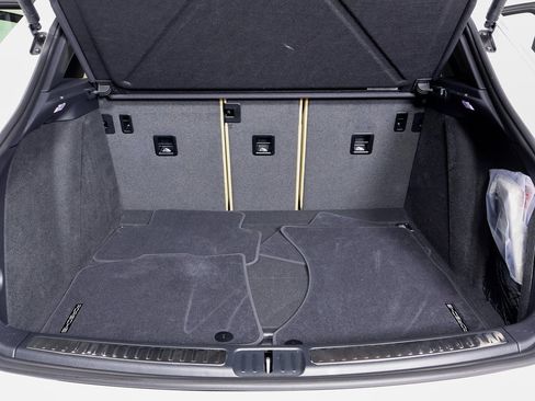 Used 2026 Porsche Macan S image 12