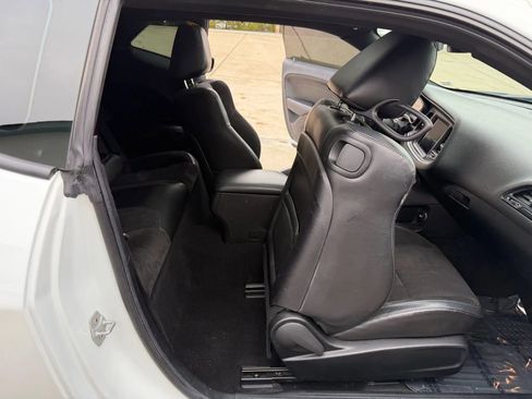 Used 2019 Dodge Challenger R/T w/ Plus Package image 41