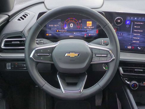 Used 2026 Chevrolet Traverse LT w/ Driver Confidence Package image 11