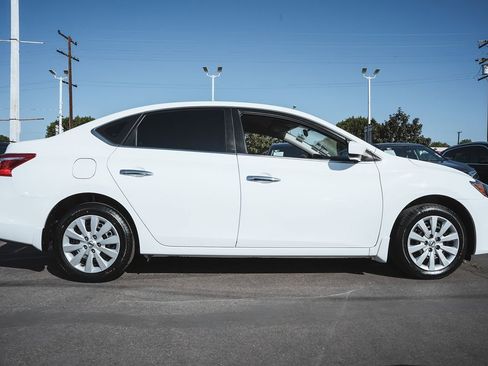 Used 2019 Nissan Sentra S image 5