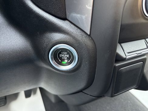 Certified 2024 Chevrolet Silverado 2500 Custom image 21