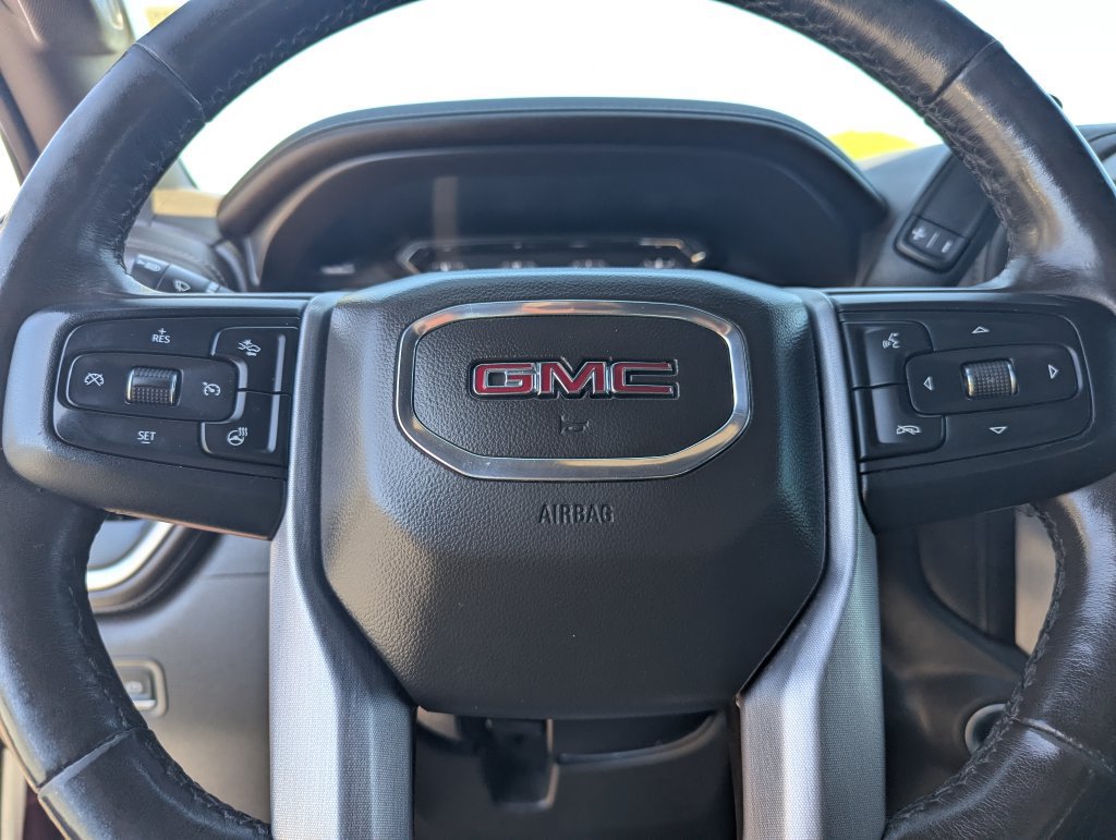 Used 2022 GMC Sierra 1500 SLT w/ SLT Premium Plus Package AWD/4WD image 28