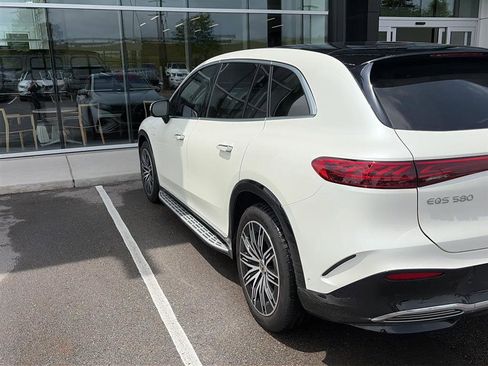 Used 2023 Mercedes-Benz EQS 580 4MATIC SUV image 5