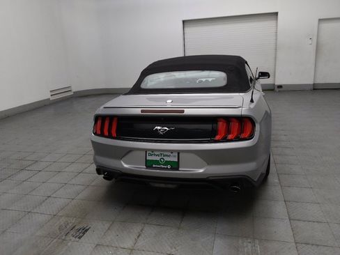 Used 2020 Ford Mustang Premium RWD image 7