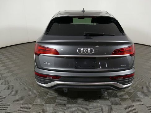 Used 2023 Audi Q5 2.0T Premium w/ Convenience Package AWD/4WD image 6