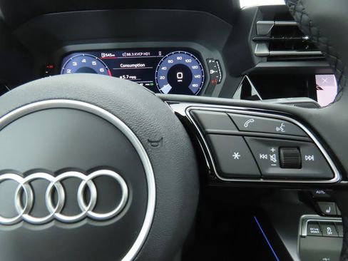 Used 2025 Audi A3 2.0T Premium w/ Convenience Package image 13