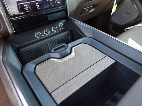 New 2025 RAM 1500 Limited image 23