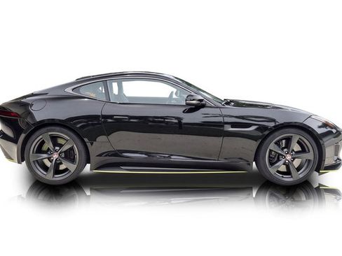 Used 2018 Jaguar F-TYPE 400 Sport RWD image 2