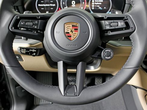 New 2026 Porsche Cayenne Coupe image 23