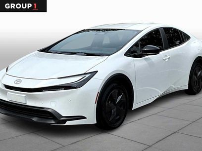 Used 2025 Toyota Prius LE