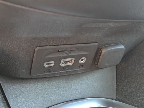 Used 2024 Chevrolet Malibu LT FWD image 23