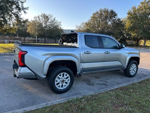Certified 2026 Toyota Tacoma SR5 image 5