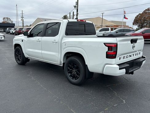 New 2026 Nissan Frontier SV w/ SV Convenience Package image 5
