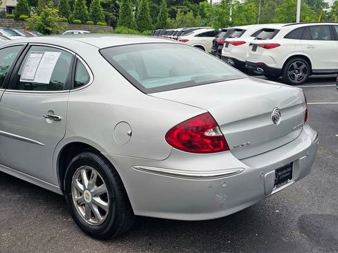 Used 2005 Buick LaCrosse CXL w/ Gold Convenience Package FWD image 10