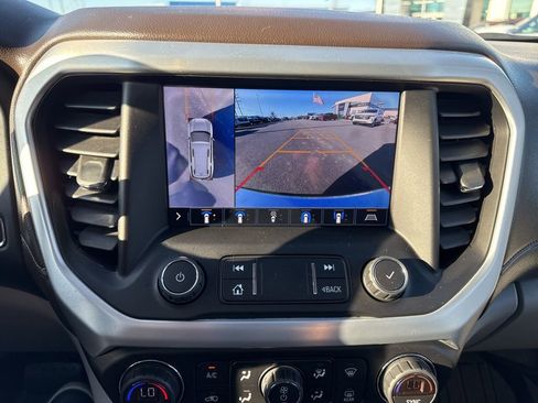 Used 2020 GMC Acadia SLT w/ Premium Package image 30