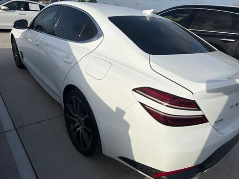 Used 2025 Genesis G70 2.5T RWD image 5