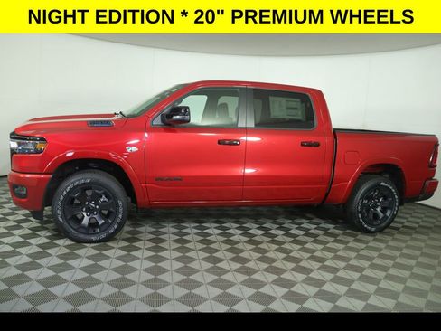 New 2026 RAM 1500 4x4 Crew Cab image 8