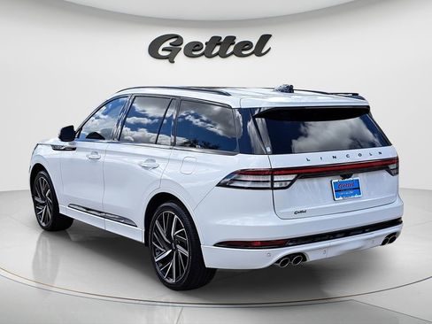 Used 2025 Lincoln Aviator Black Label w/ Jet Appearance Package image 6