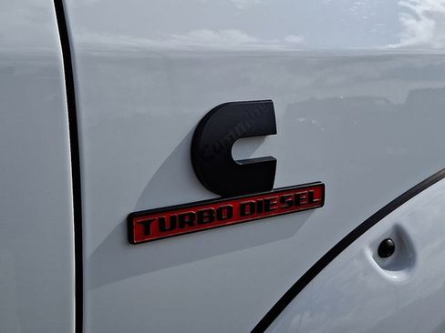 Used 2024 RAM 3500 Limited AWD/4WD image 34