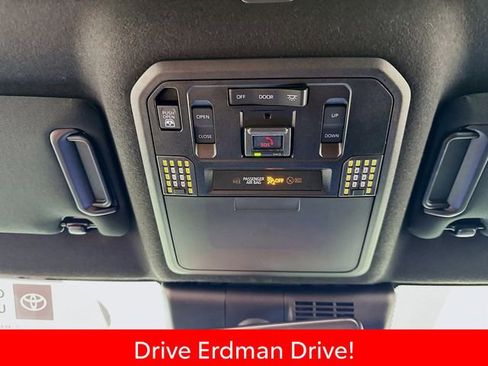 Certified 2026 Toyota 4Runner TRD Off-Road Premium AWD/4WD image 18