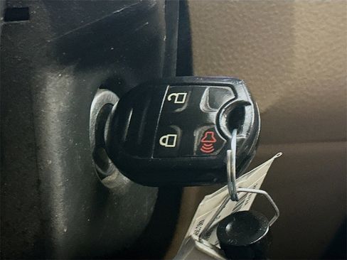 Used 2015 Ford F250 XLT w/ XLT Value Package image 27