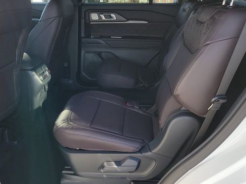 New 2026 Ford Explorer Platinum w/ LUX Leather Package image 8