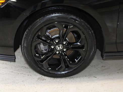 Used 2025 Honda Accord SE image 6