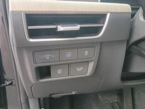 Used 2024 Hyundai Sonata Limited image 17