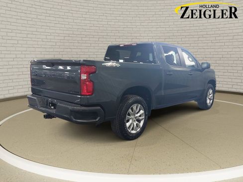 Used 2021 Chevrolet Silverado 1500 Custom w/ LPO, Dark Essentials Package AWD/4WD image 5