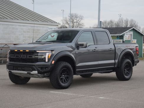 Used 2025 Ford F150 Raptor image 23