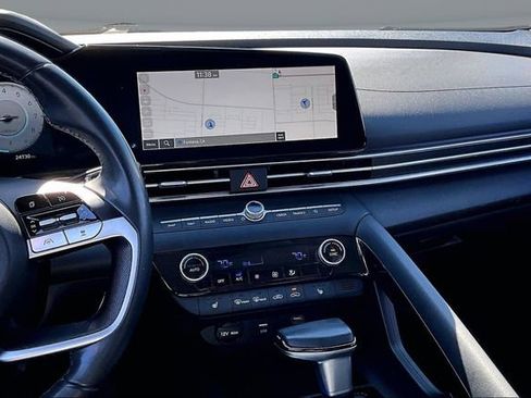 Used 2023 Hyundai Elantra Limited w/ Cargo Package image 9