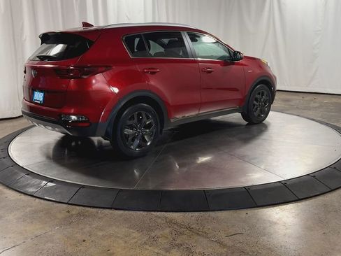 Used 2020 Kia Sportage S image 9
