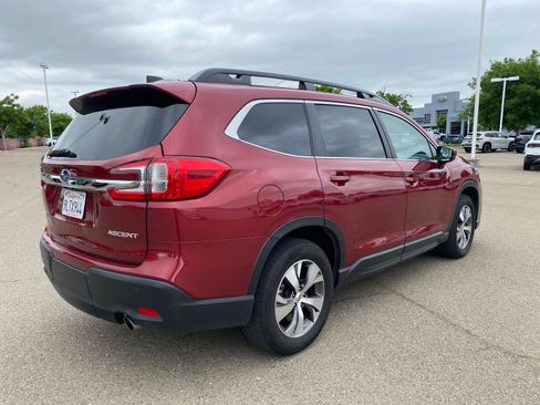 Used 2025 Subaru Ascent Premium AWD/4WD image 4