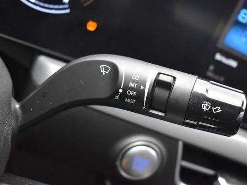 Used 2024 Hyundai Sonata SEL FWD image 25