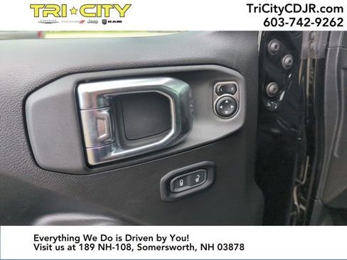 New 2025 Jeep Wrangler Sport S image 11