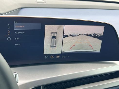 New 2026 Cadillac Vistiq Premium Luxury AWD/4WD image 20