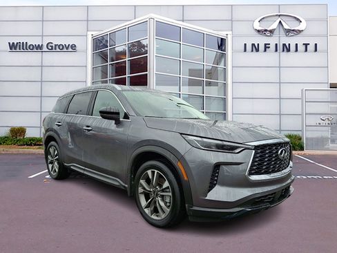 Certified 2025 INFINITI QX60 Luxe image 1