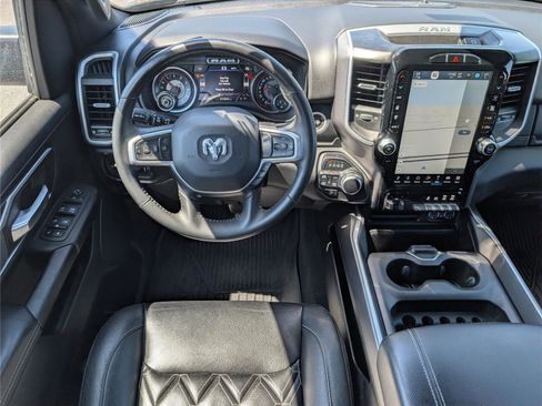 Used 2022 RAM 1500 Big Horn AWD/4WD image 19